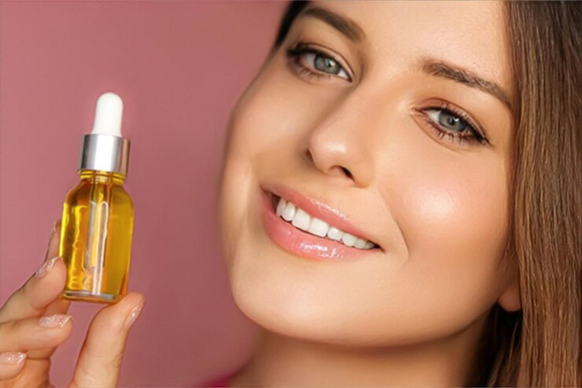 Facial Oil Benefits, Right Age To Use & Everything Else Women Must Know | HerZindagi